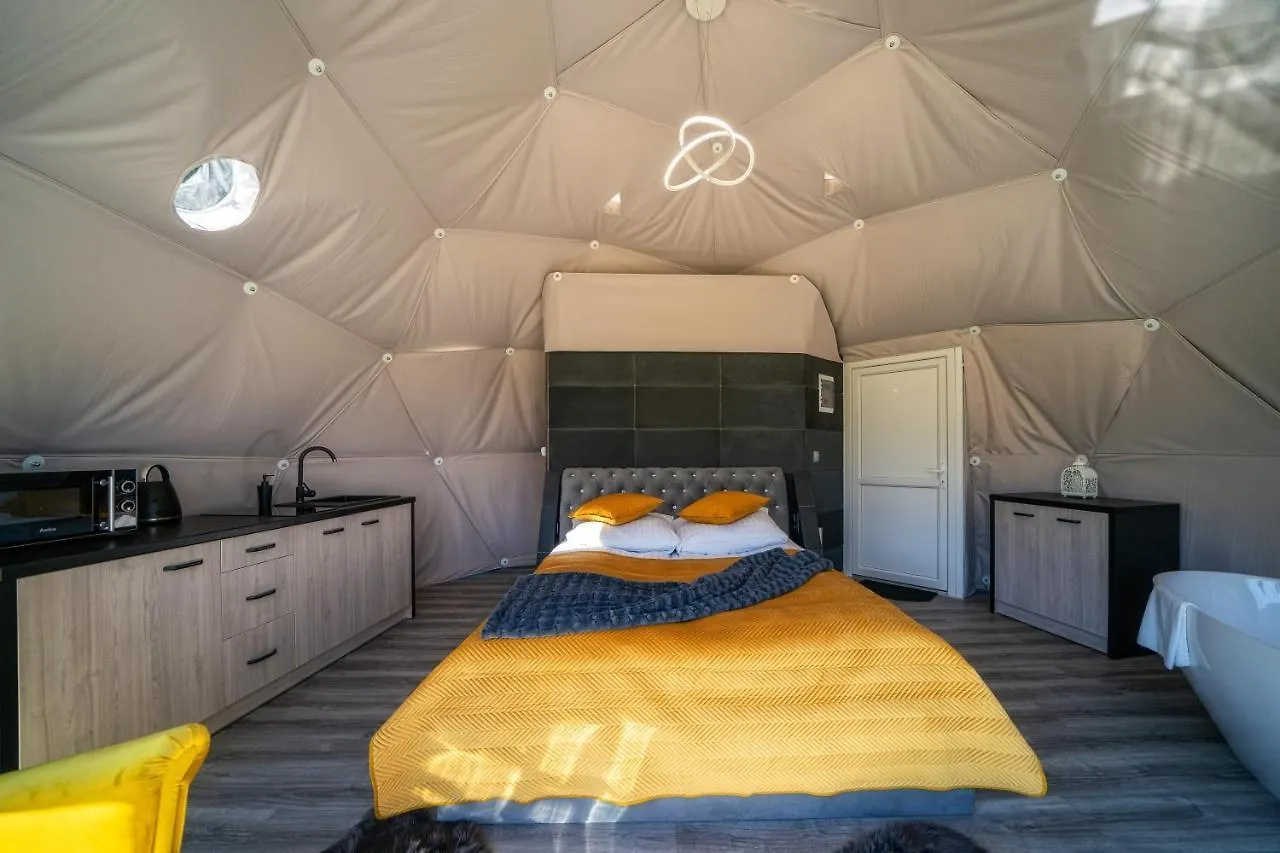 Luxury tent Mountain Glamp & Jacuzzi Hotel Zakopane Poland