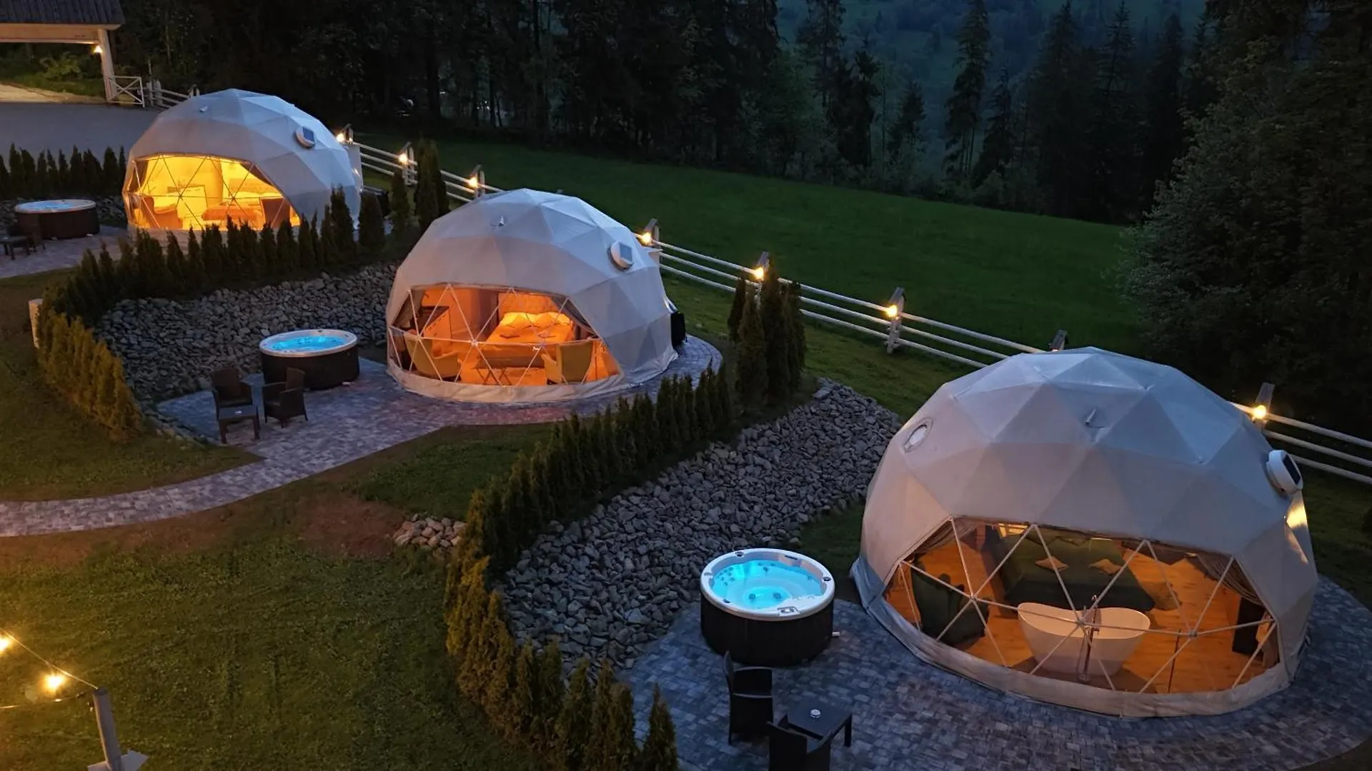 Luxury tent Mountain Glamp & Jacuzzi Hotel Zakopane