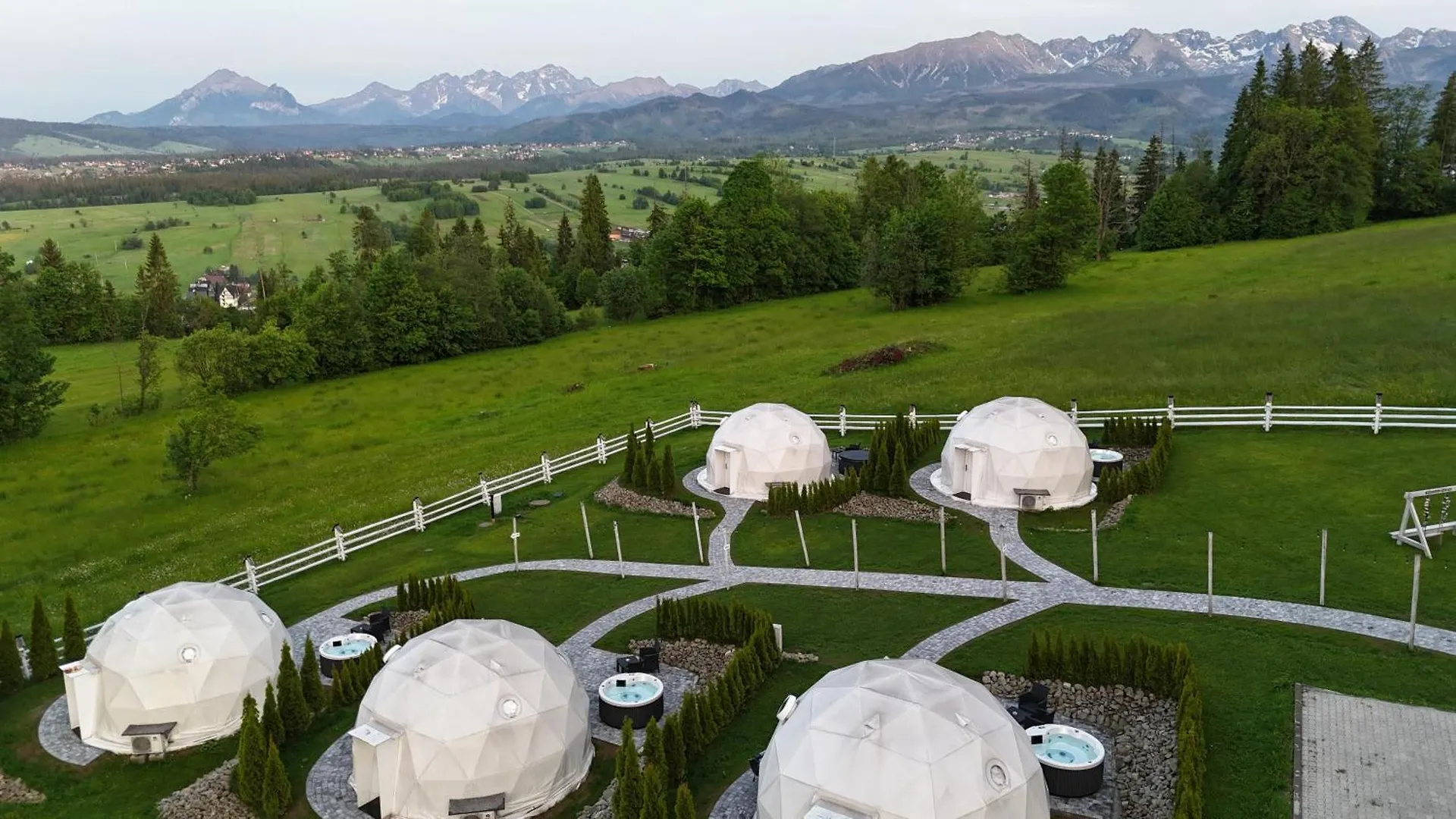 Mountain Glamp & Jacuzzi Hotel Zakopane Poland