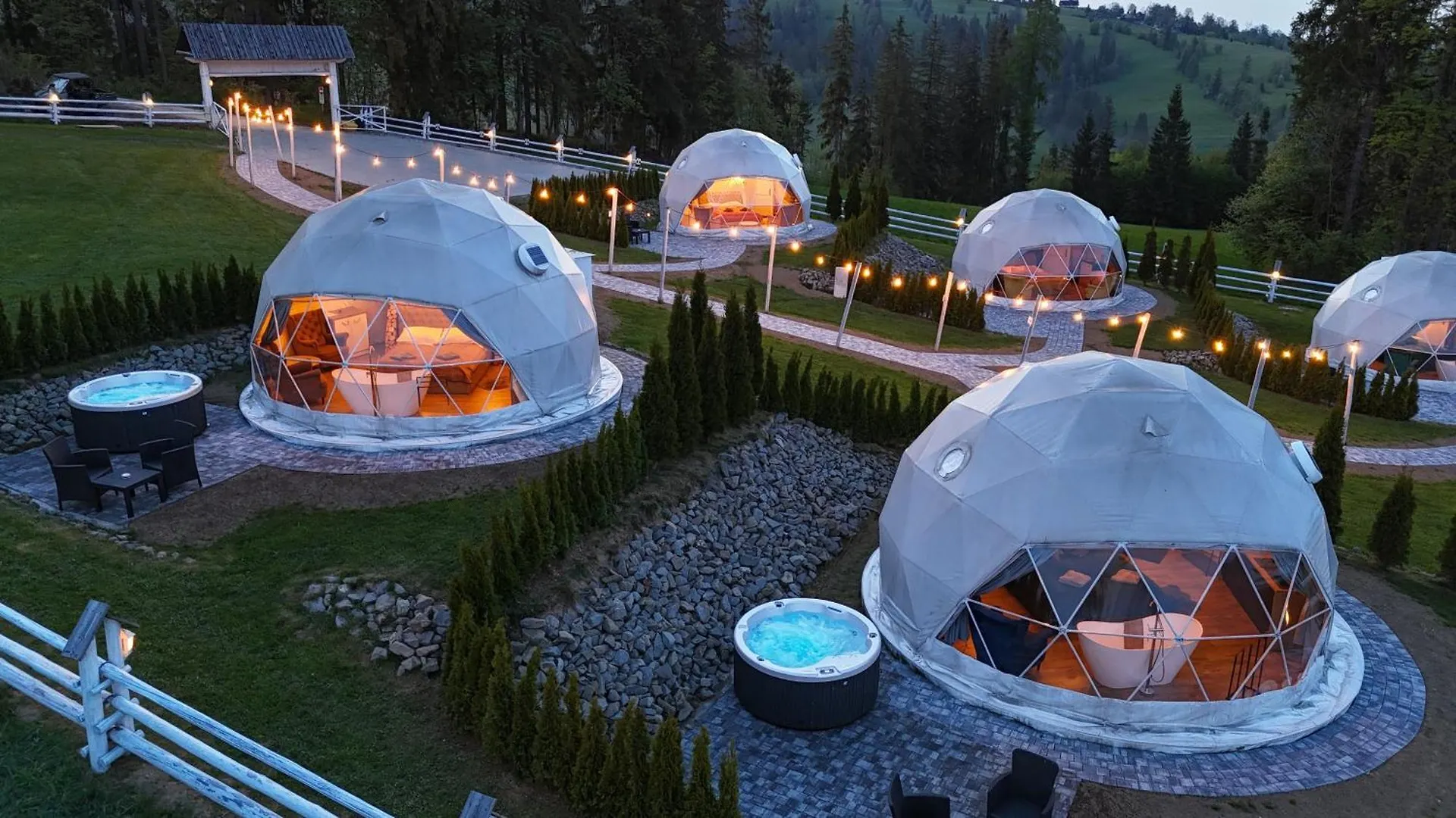 Mountain Glamp & Jacuzzi Hotel Zakopane 0*,  Poland