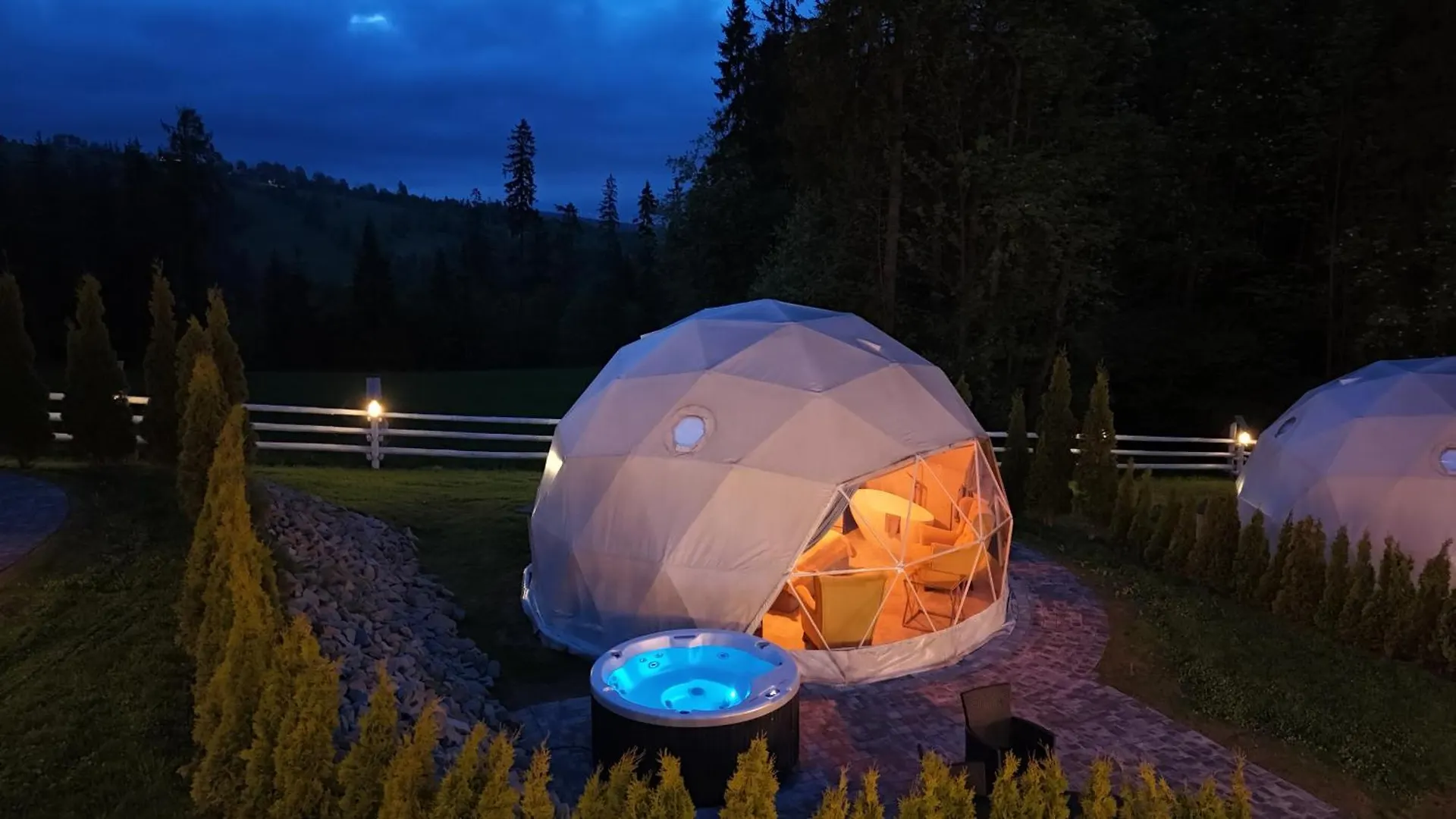 Mountain Glamp & Jacuzzi location