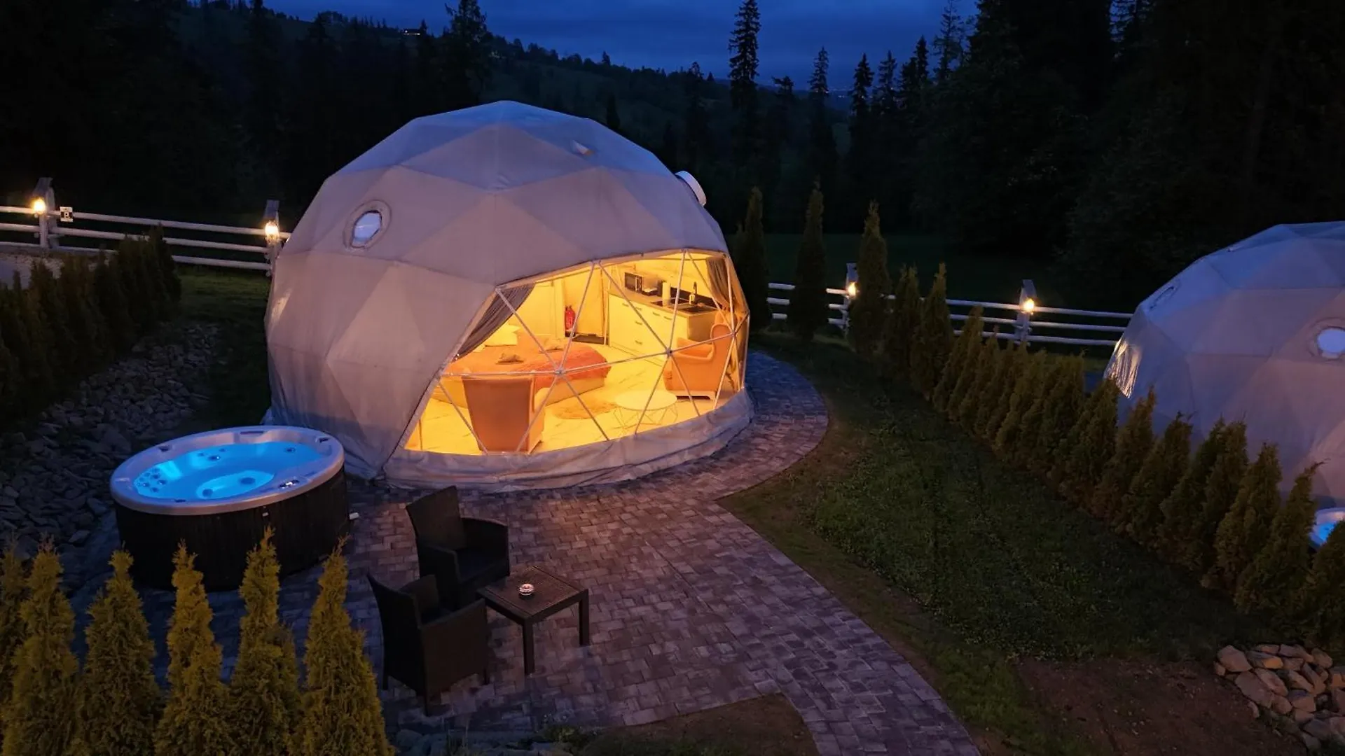 Mountain Glamp & Jacuzzi Hotel Zakopane 0*,  Poland