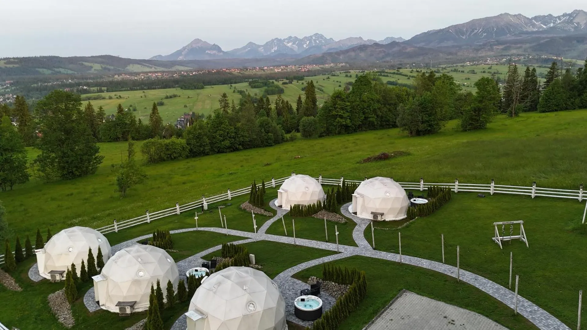 Mountain Glamp & Jacuzzi Hotel Zakopane Poland