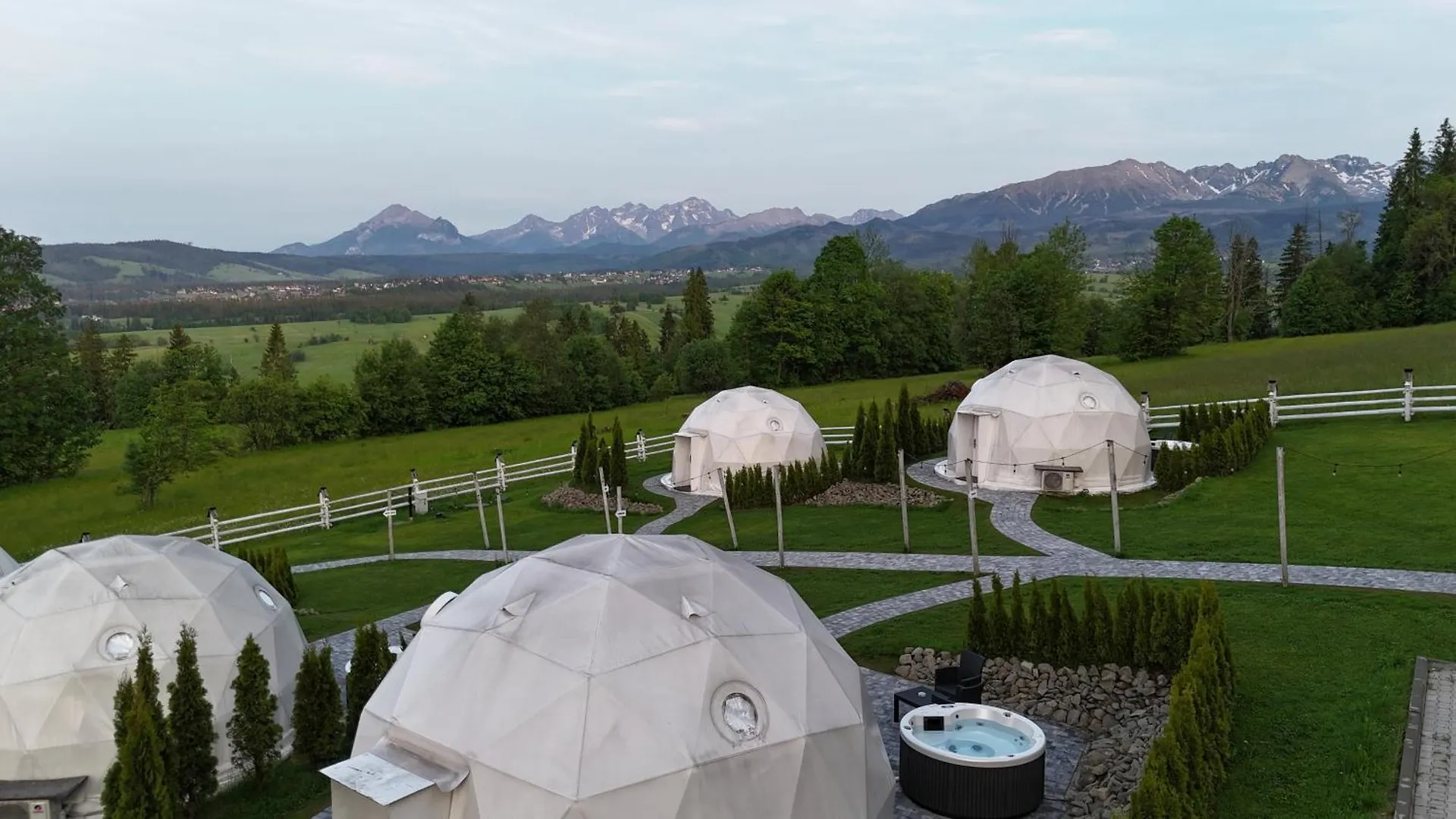 Luxury tent Mountain Glamp & Jacuzzi Hotel Zakopane